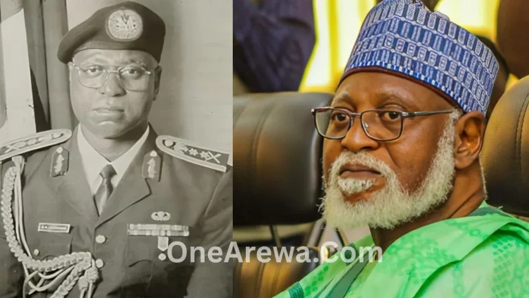 General Abdulsalami Abubakar – The Military Leader Who Brought Back Democracy to Nigeria (1998–1999)